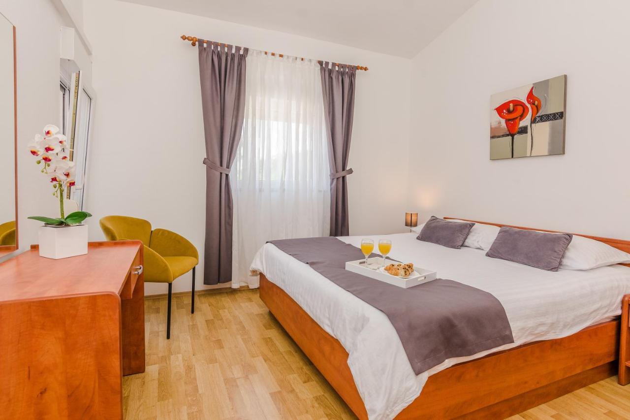 Apartments Marija Starigrad Paklenica Exterior foto