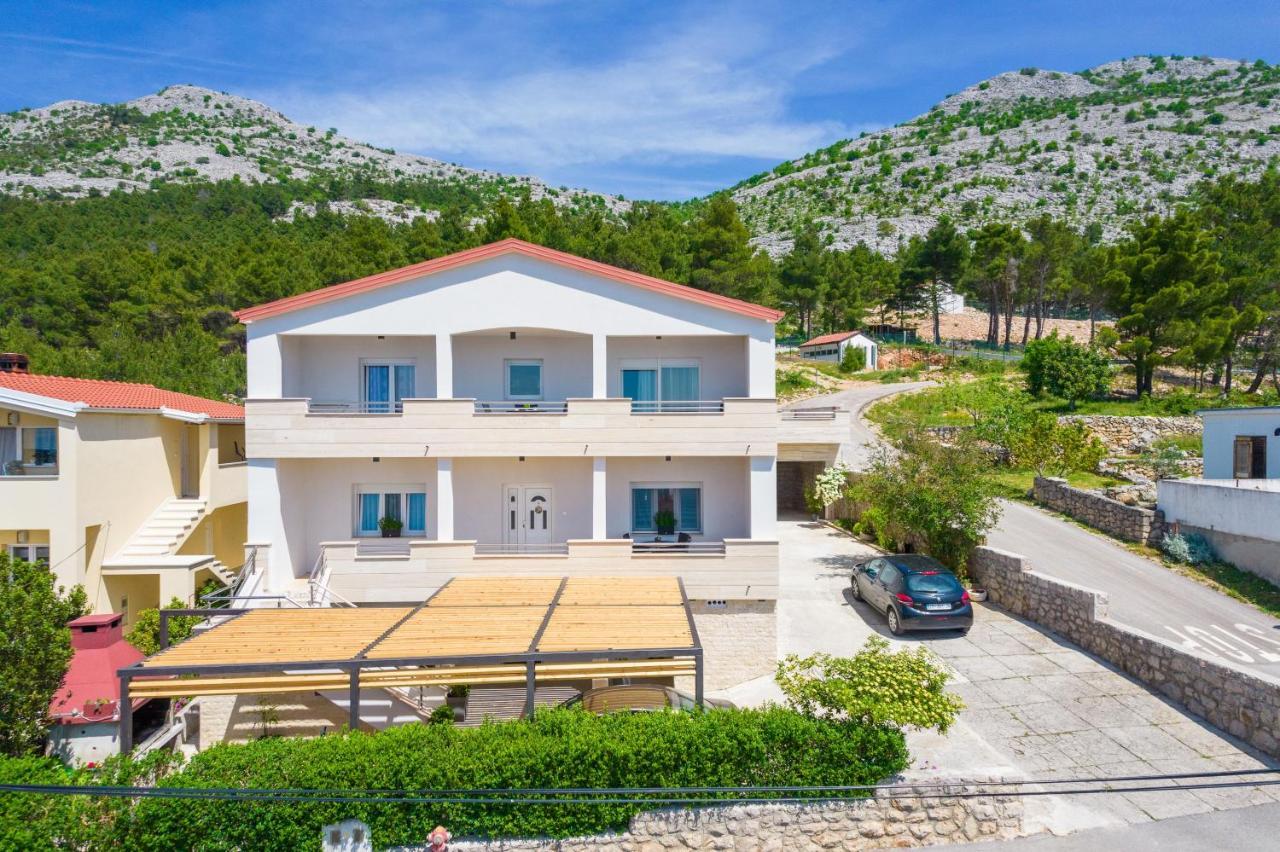 Apartments Marija Starigrad Paklenica Exterior foto